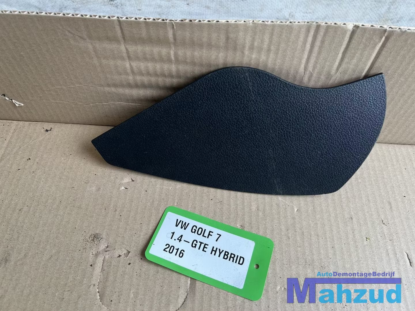 VW GOLF 7 Middenconsole afdekkap midden 2012-2019 5G1858217A, Gebruikt, Volkswagen, Volkswagen AG, Berliner Ring 2
38440  Wolfsburg, DE