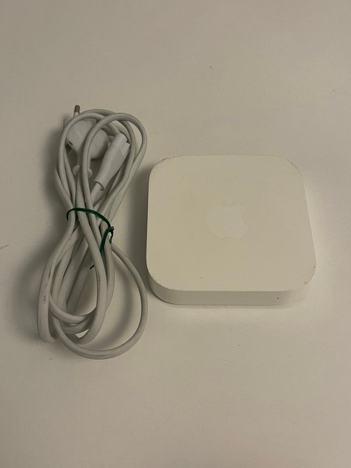 Apple Airport Express A1392, Ophalen of Verzenden, Zo goed als nieuw