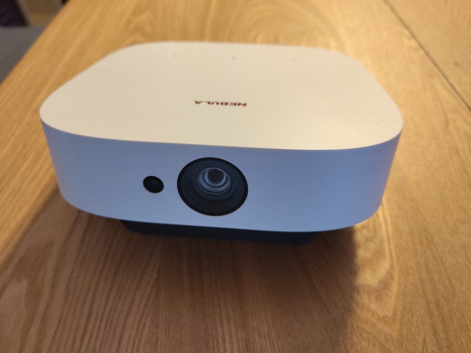 Nebula Solar Portable kapot, Audio, Tv en Foto, Ophalen, LED
