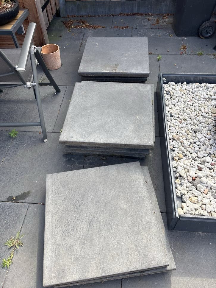 21 Gebruikte antraciete tegels 60x60 cm - Afhalen, Ophalen, 60 cm of meer, Gebruikt, 5 tot 10 m²