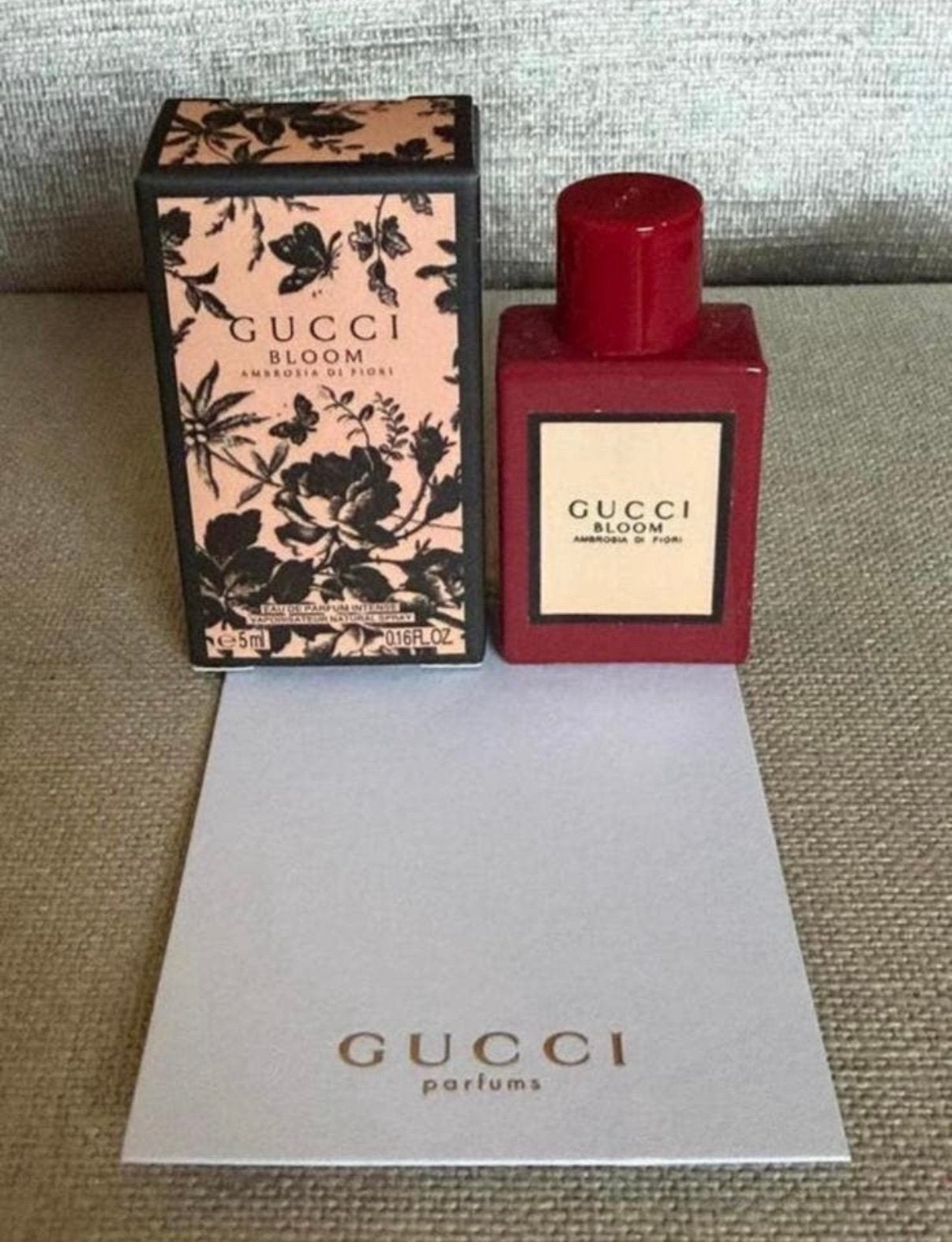 Miniatuur Gucci Bloom Ambrosia di Fiori 5 ml edp + cadeautas, Verzenden, Nieuw, Miniatuur, Gevuld