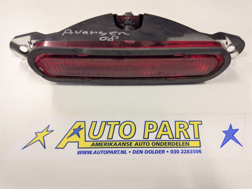 Dodge Avenger derde remlicht 2008-2011, Gebruikt, PO Box 21-8004 | Auburn Hills, MI 48321-8004, Amerikaanse onderdelen, Ophalen of Verzenden
