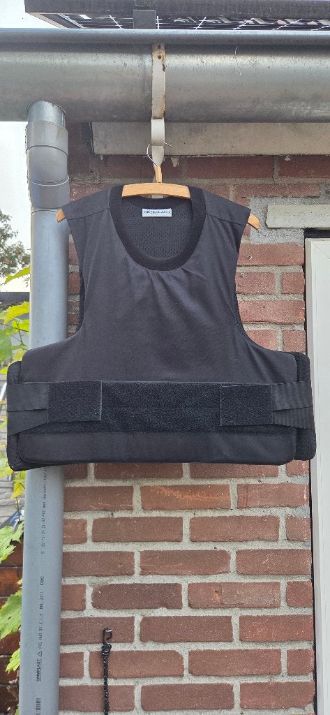kogel en mes werend vest, Ophalen of Verzenden, Overige soorten, Nederland, Overige typen