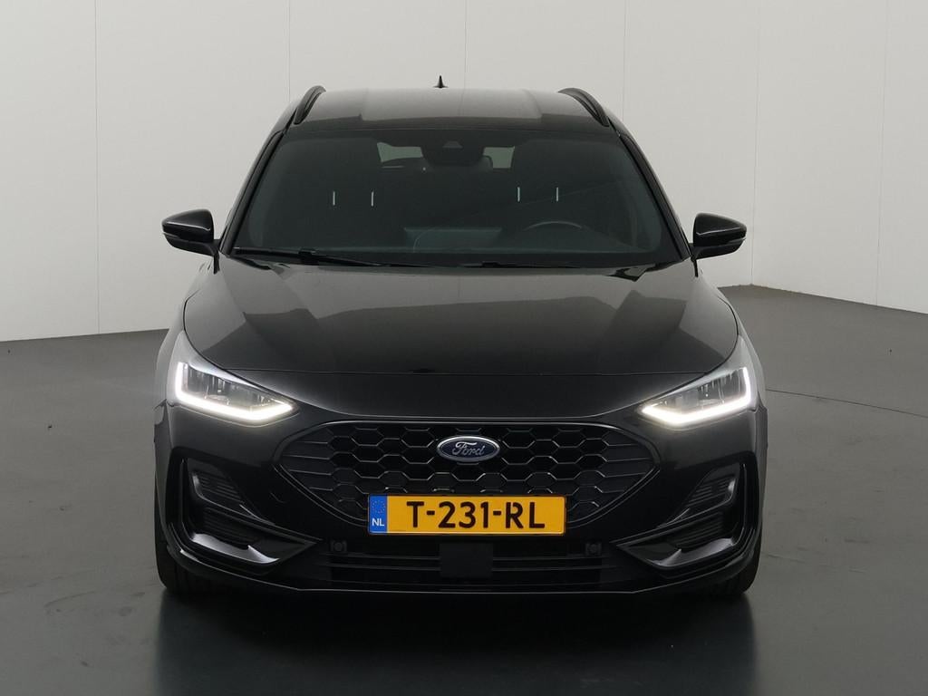 Ford Focus Wagon 1.0 EcoBoost Hybrid ST Line X | Winterpakke, Stof, Gebruikt, Automatische klimaatregeling, Zwart