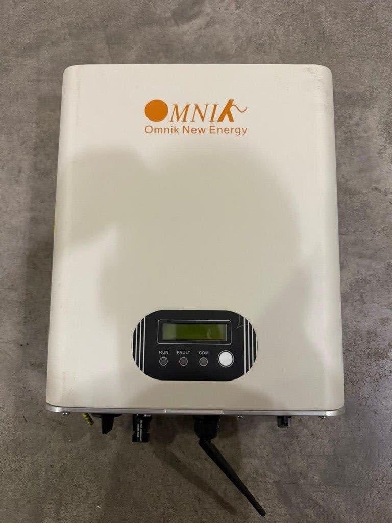 omniksol-2K-T omvormer, Ophalen, Gebruikt, Info@opruimdeals.nl, Nijverheidscentrum 44
