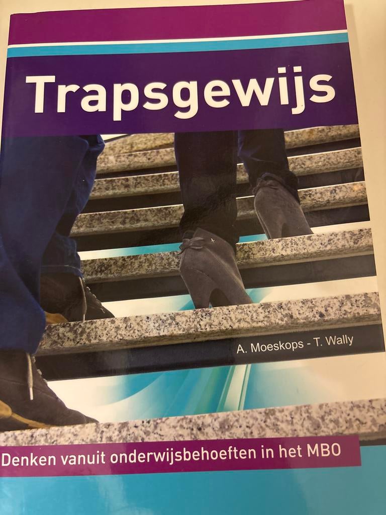 Trapsgewijs: Denken vanuit onderwijsbehoeften in het MBO, Ophalen of Verzenden, Gamma, Zo goed als nieuw, MBO