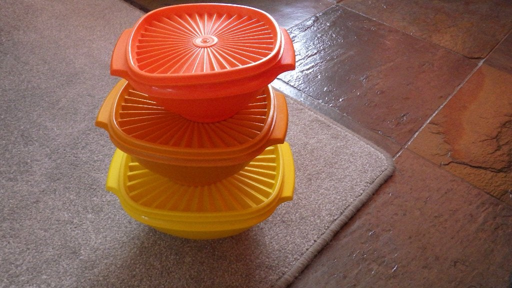 3 bakjes van tupperware, Huis en Inrichting, Ophalen of Verzenden, Gebruikt, Bak of Kom