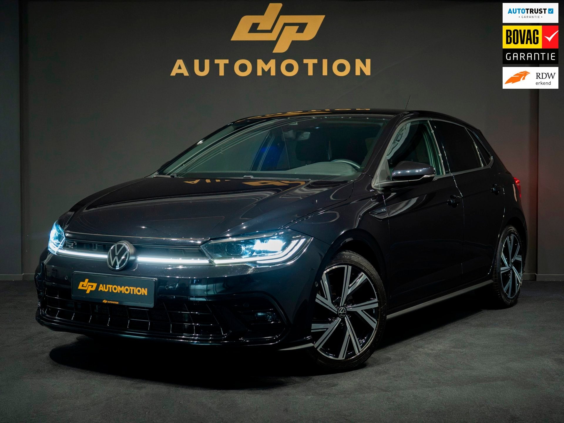 Volkswagen Polo 1.0 TSI 3x R-Line | Beats | Keyless | Cam |, Dealer onderhouden, Gebruikt, Leder en Stof, Zwart