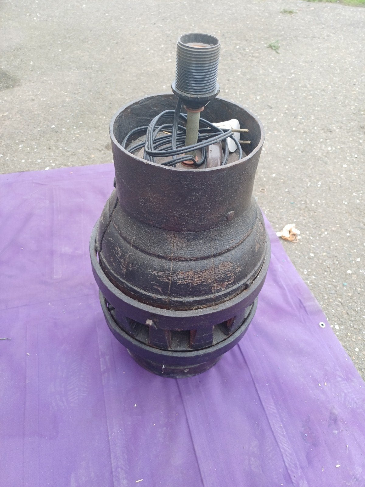 Grote kar as/wagenwiel. met varkens -kap. lamp., Ophalen, Zo goed als nieuw, Minder dan 100 cm