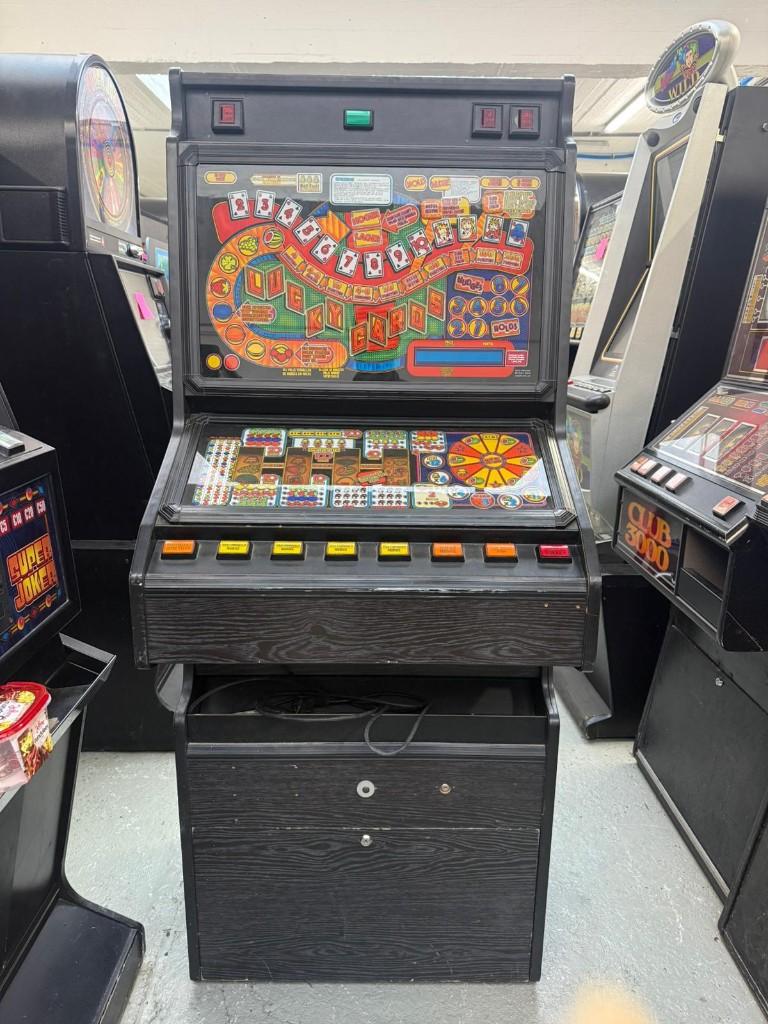 Lucky Cards Gokkast, Verzamelen, Automaten | Gokkasten en Fruitautomaten, Gulden, Ophalen, Gebruikt, Met sleutels