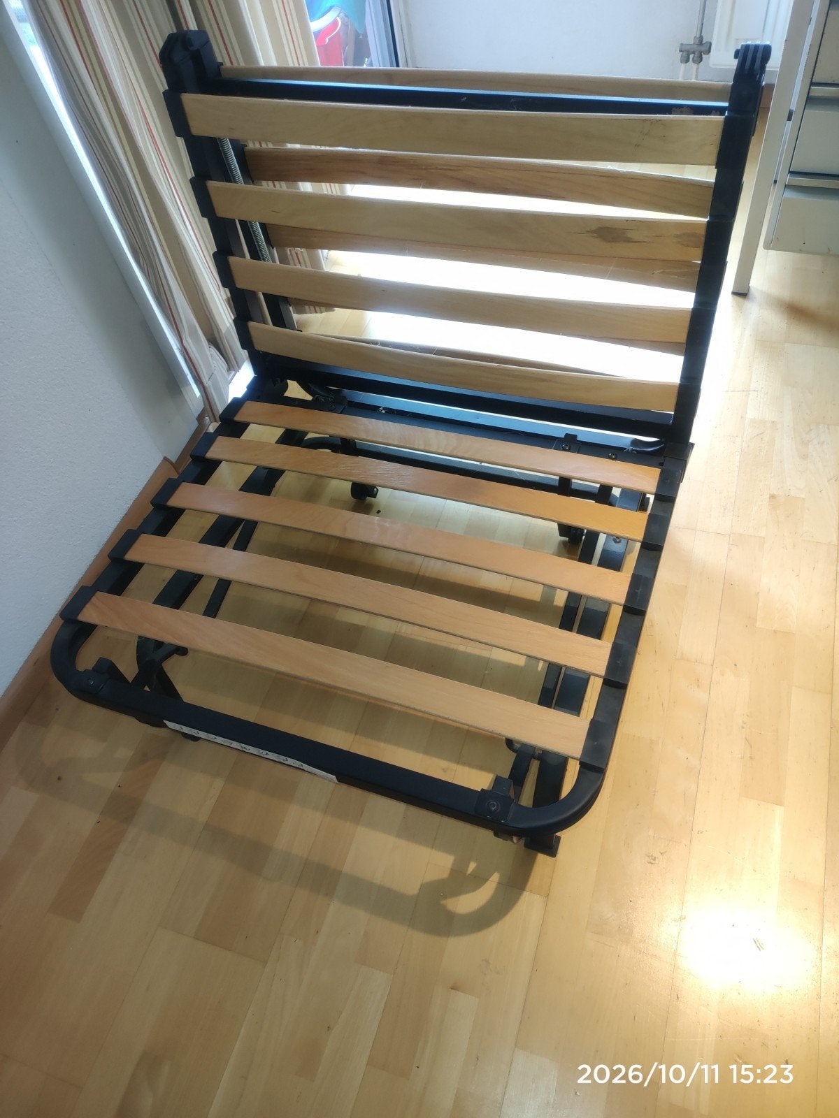 Den Haag IKEA LYCKSELE slaapbank frame met matras, Gebruikt, Eenpersoons, Ophalen of Verzenden, 80 cm