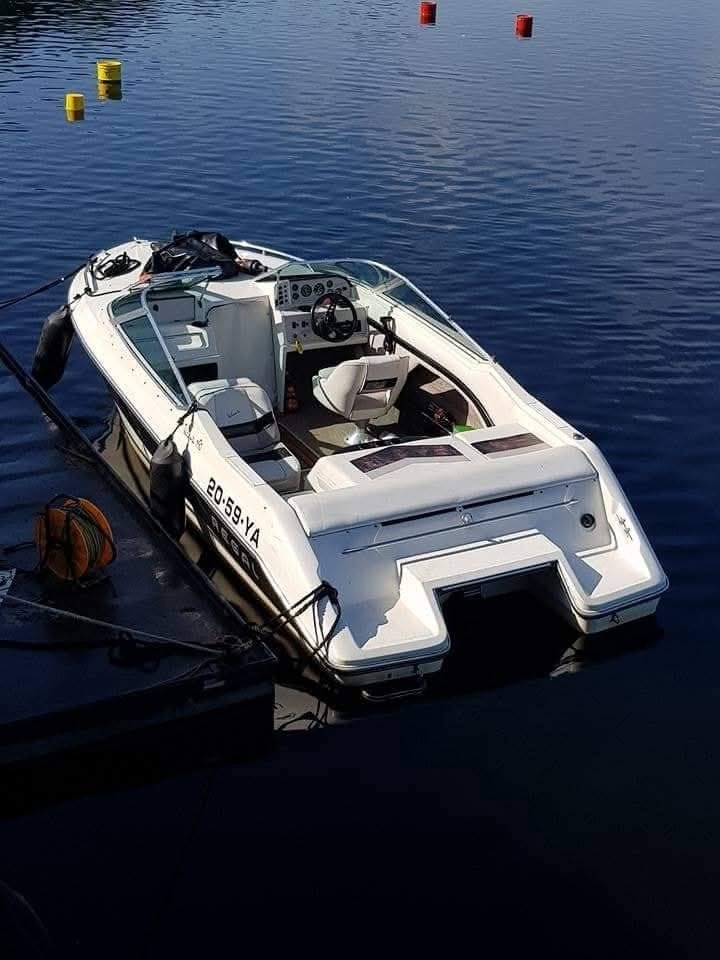 Speedboot met MerCruiser V6 en trailer, Ophalen, Regal, Gebruikt, Binnenboordmotor