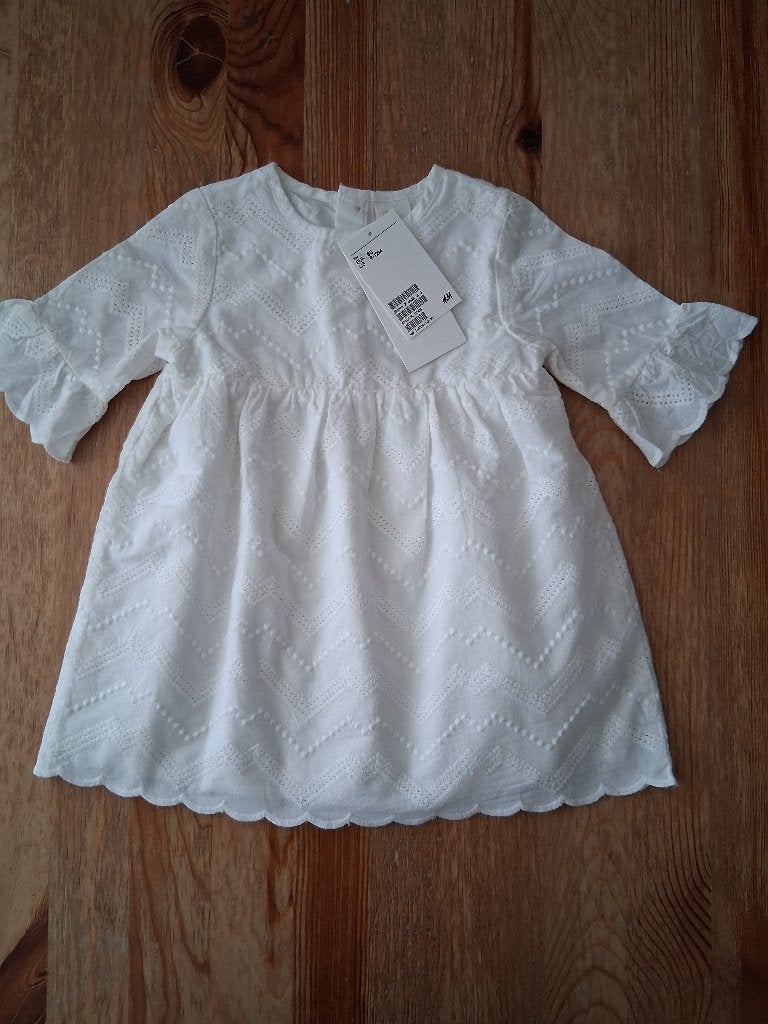 Nieuw wit zomerjurkje H&M maat 80, Kinderen en Baby's, Babykleding | Maat 80, Ophalen of Verzenden, Nieuw, Meisje, Jurkje of Rokje
