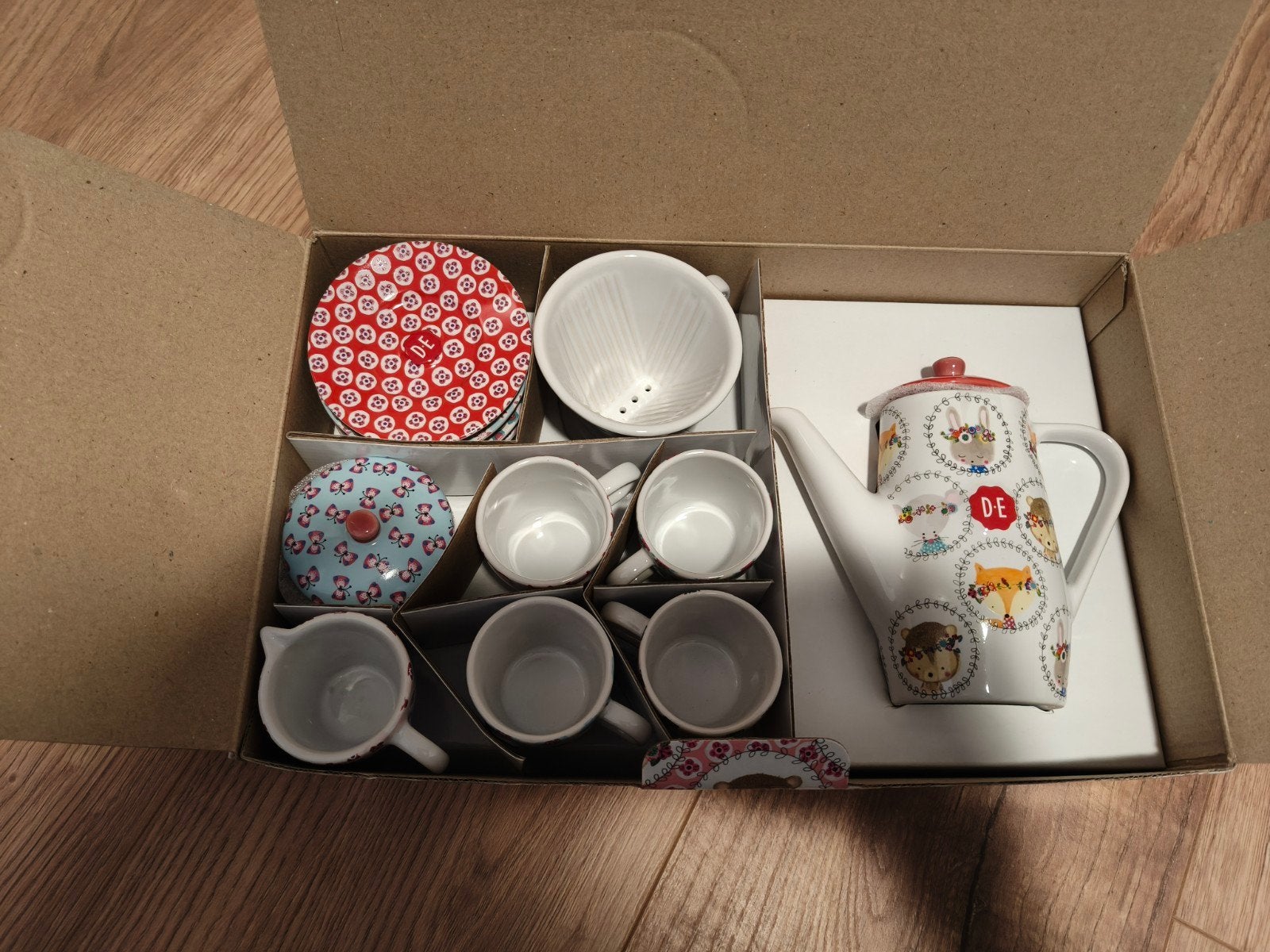 DE kinderserviesje, Huis en Inrichting, Keuken | Servies, Ophalen, Nieuw, Glas, Overige stijlen