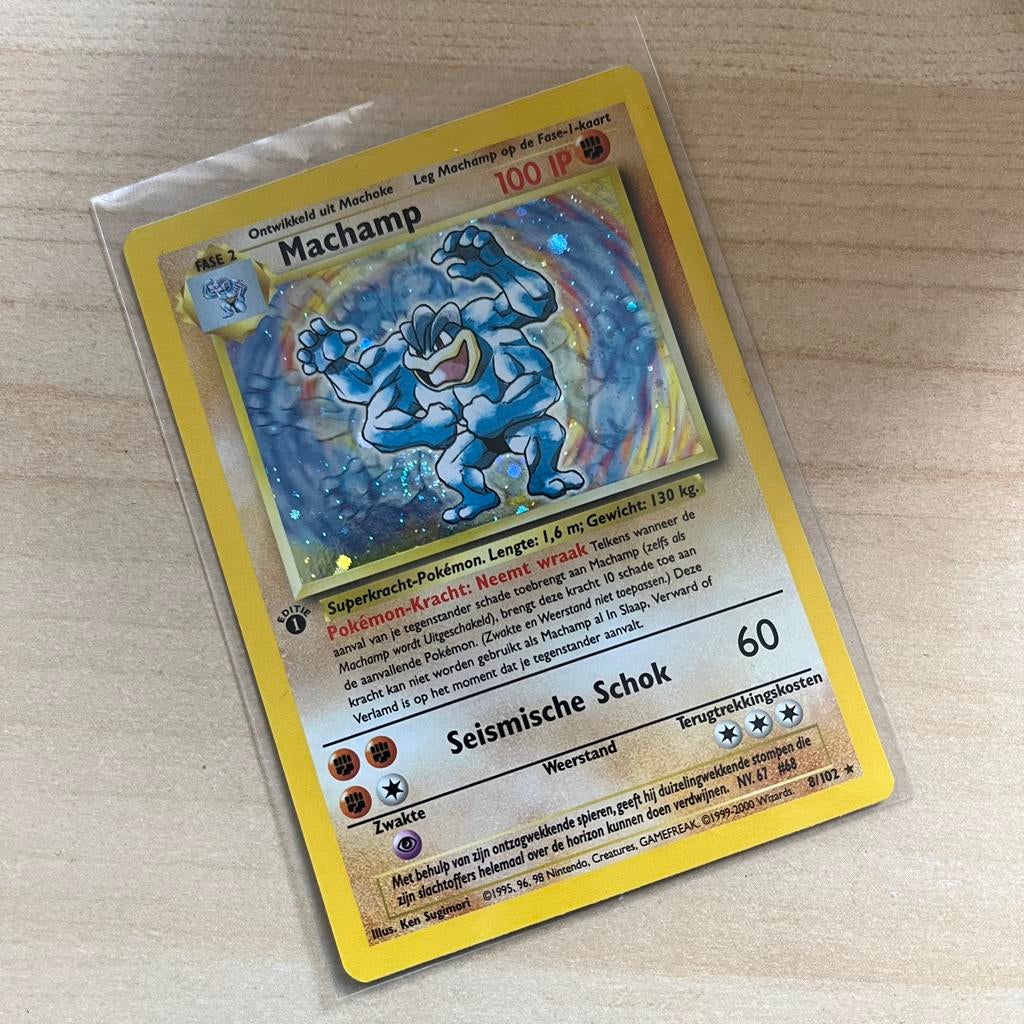Machamp 1st edition - Base - HOLO, Hobby en Vrije tijd, Verzamelkaartspellen | Pokémon, Ophalen of Verzenden, Zo goed als nieuw