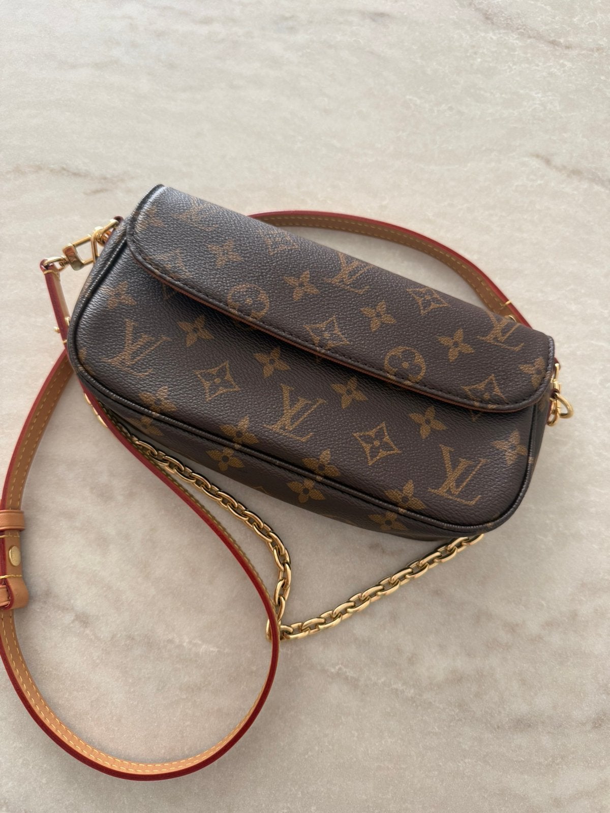 Louis Vuitton M81911 Ivy Wallet On Chain Bag, Ophalen of Verzenden, Zo goed als nieuw