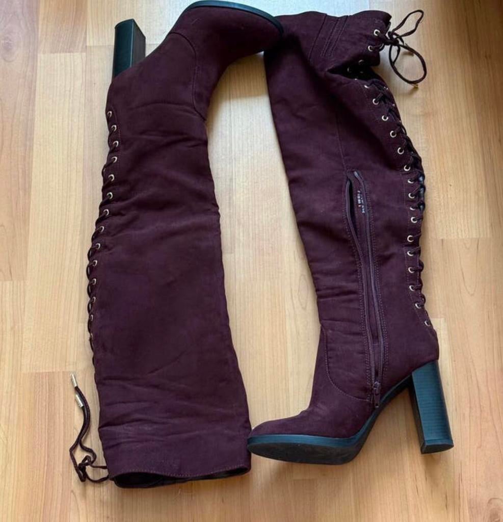 Mooie overknee laarzen met hak en veter bordeaux nieuw 37, Kleding | Dames, Schoenen, Verzenden, Nieuw