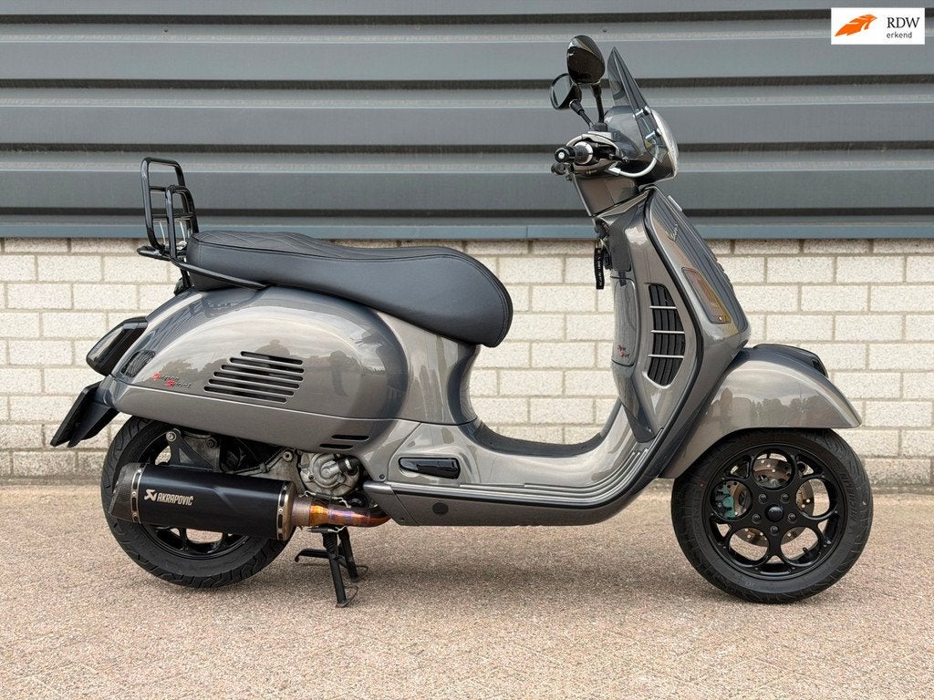Vespa GTS 300 i.e. Supersport ABS CUSTOM AKRAPOVIC, Scooter, Bedrijf, ABS, 278 cc