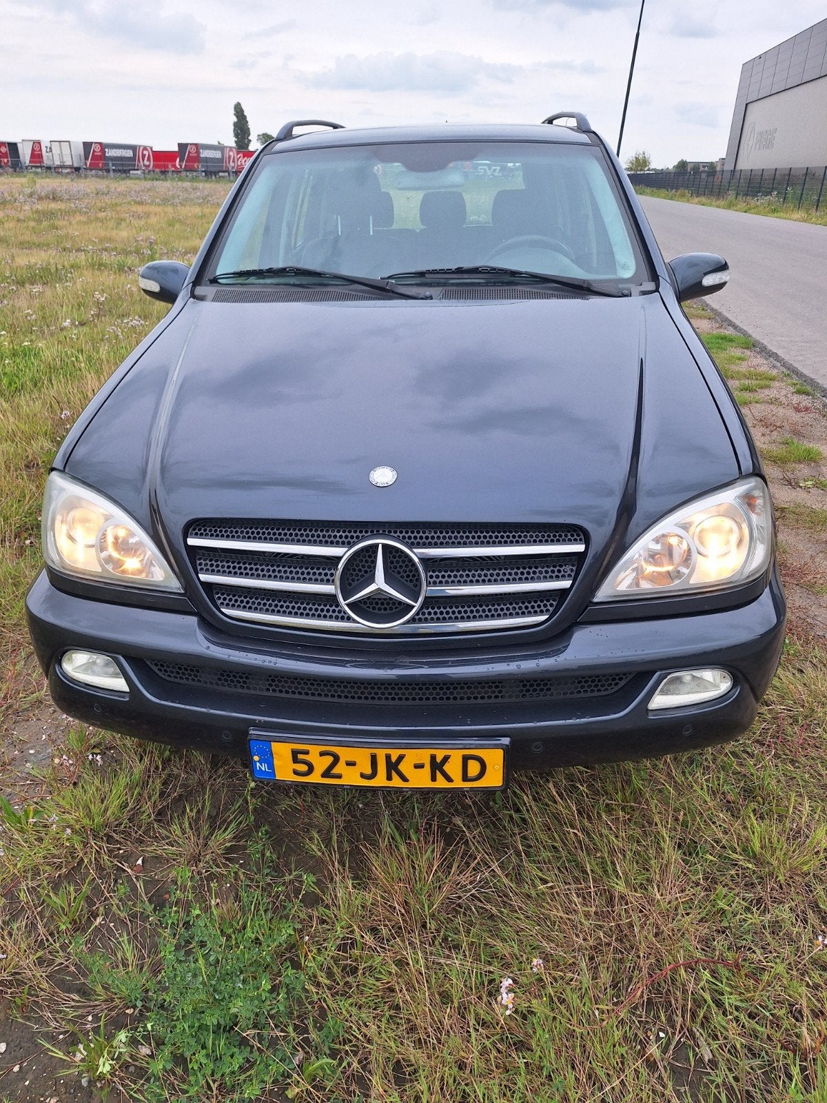 Mercedes-Benz M-Klasse 3.2 Ml320 4MATIC AUT 2002 Zwart, Auto's, Automaat, Zwart, 138 €/maand, 7 stoelen