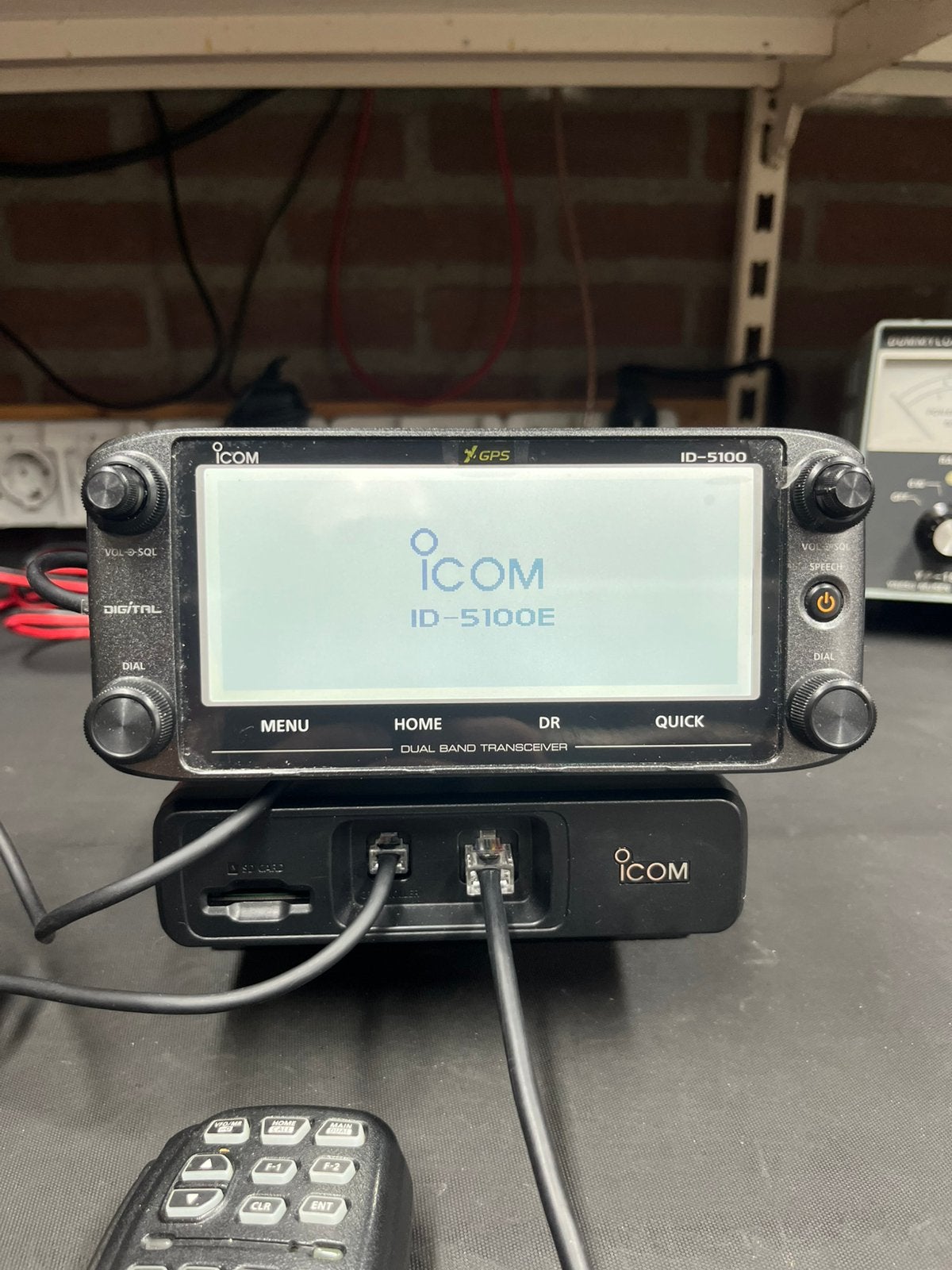 Icom 5100, Telecommunicatie, Ophalen of Verzenden, Zo goed als nieuw