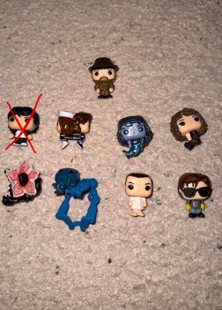 Stranger things Kinder Surprise, Ophalen of Verzenden, Zo goed als nieuw