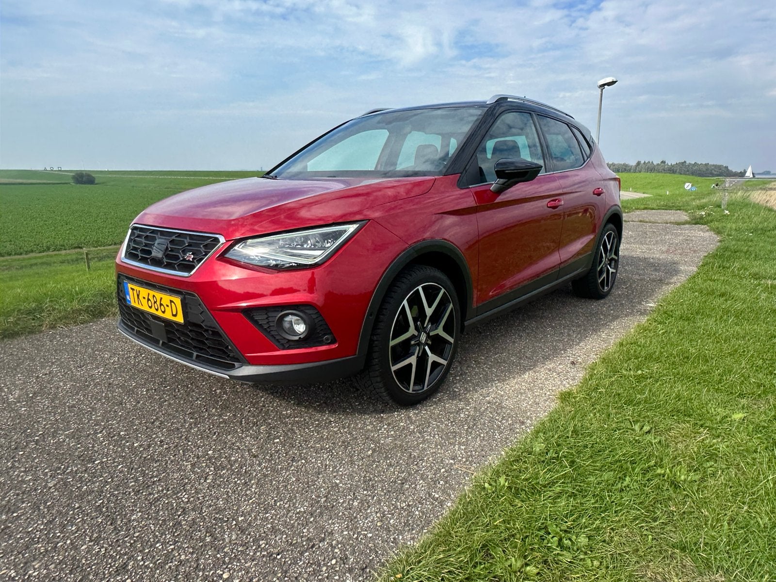 Seat Arona 1.0 TSI 115pk FR xenon 18 inch velgen, Voorwielaandrijving, Stof, 49 €/maand, Origineel Nederlands