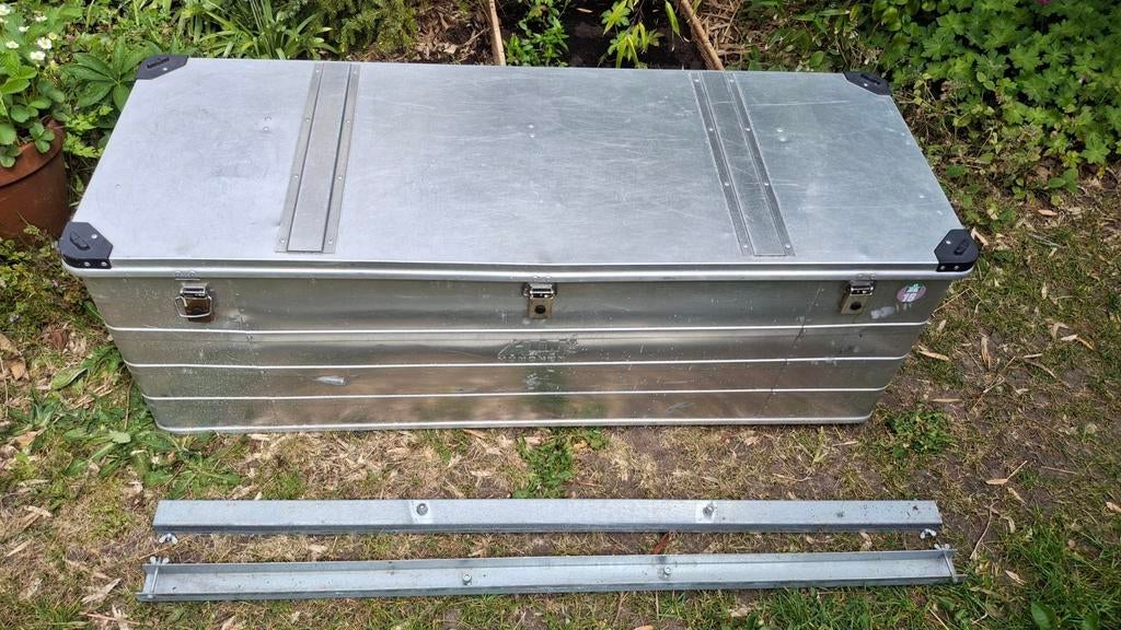 Zelfgemaakte veldkeuken voor vouwwagen (zoals Holtkamper), Ophalen, Gebruikt