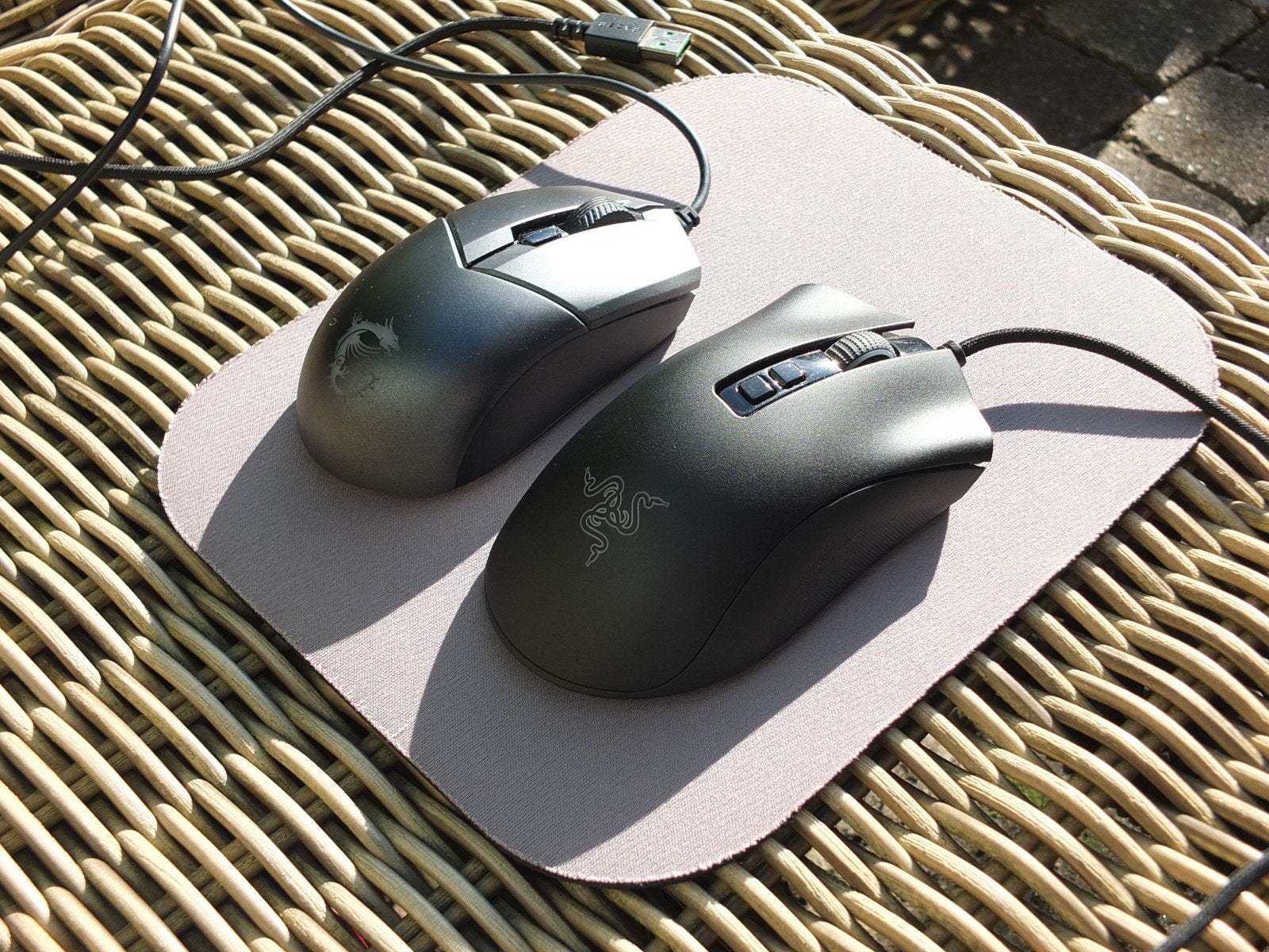 Razer deathadder v2, MSI clutch gm11 (te koop/ruil), Computers en Software, Ophalen, Zo goed als nieuw, Bedraad, Gaming muis