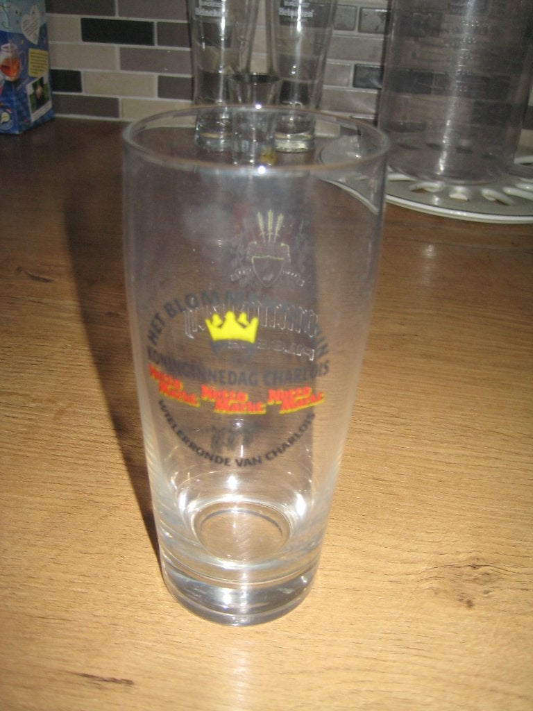 glas wielerronde van charlois koninginnedag (wielrennen), Verzamelen, Ophalen of Verzenden, Zo goed als nieuw, Overige sporten