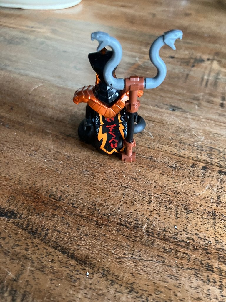 Lego Ninjago slangencommandant char, Kinderen en Baby's, Ophalen, Compleet, Lego, Zo goed als nieuw