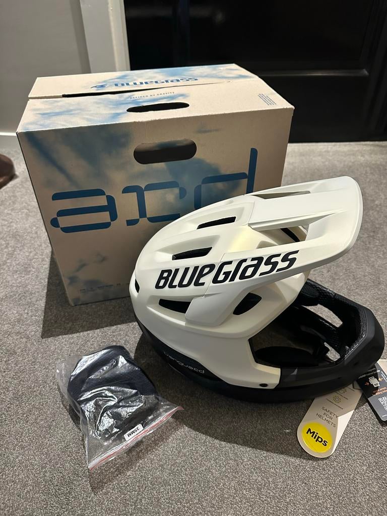 Bluegrass Vanguard Core MIPS MTB Helm - Maat M (56-58 cm), Fietsen en Brommers, Fietsaccessoires | Fietshelmen, Ophalen of Verzenden