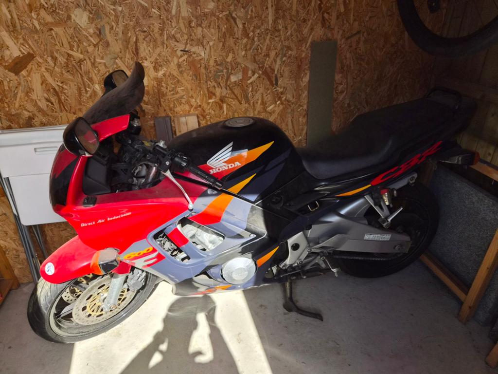 Honda CBR 600F uit 1996 - Opknapper, Motoren, Particulier