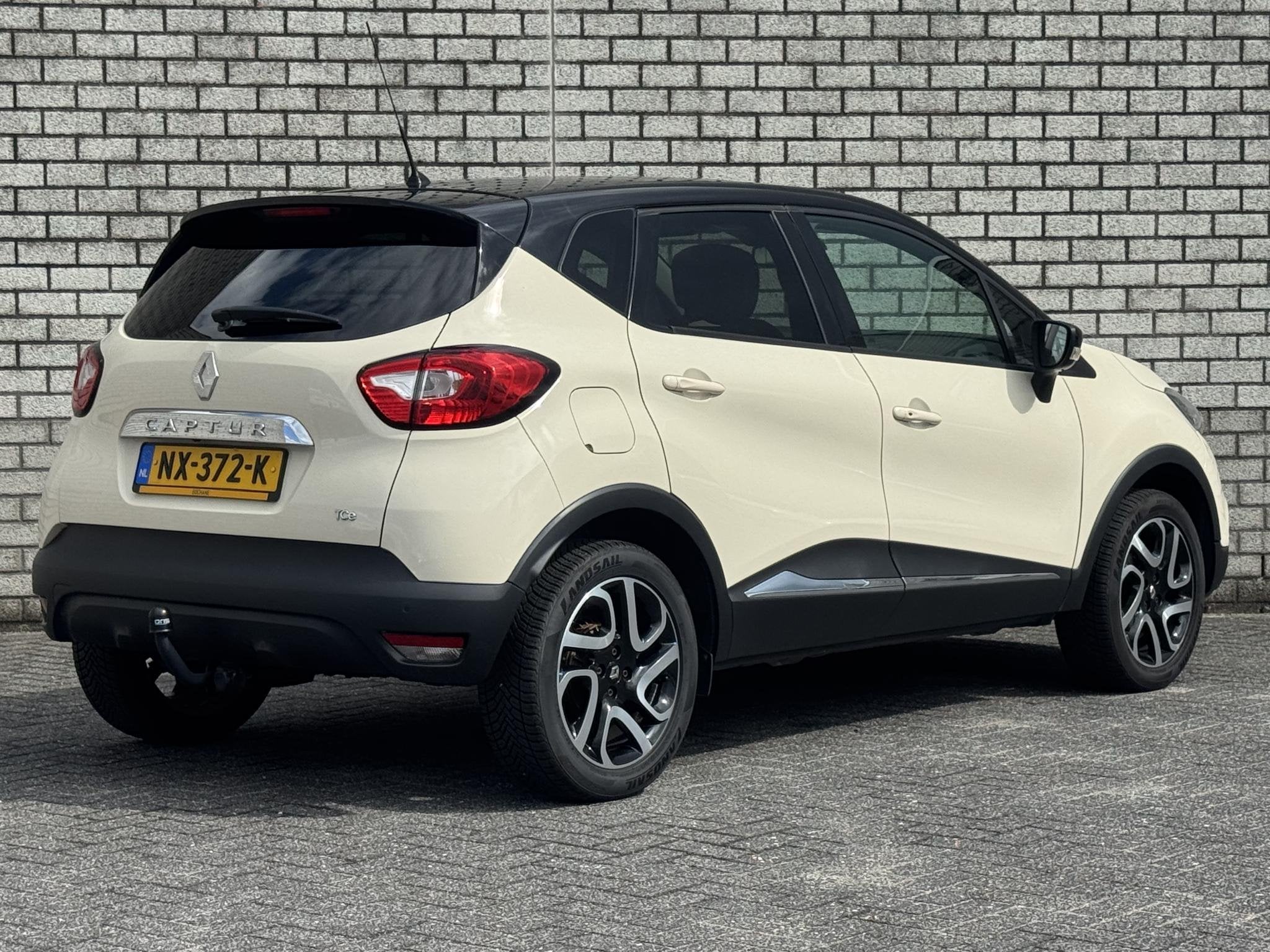 Renault Captur 0.9 TCe Dynamique | Trekhaak | Achteruitrijca, Voorwielaandrijving, 898 cc, Gebruikt, Overige kleuren