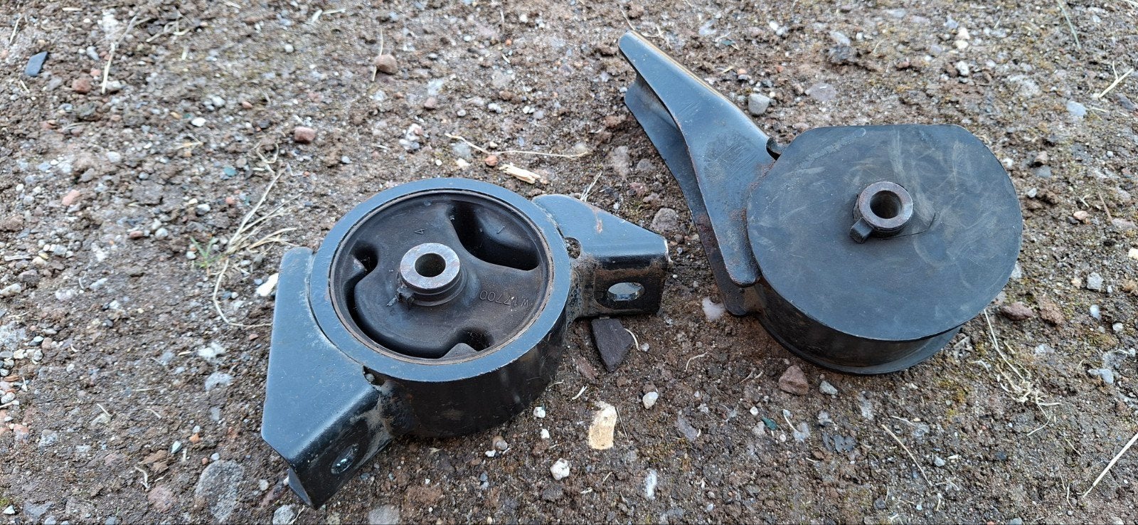 Motor steunen oude Suzuki, Auto-onderdelen, Ophalen, Suzuki
