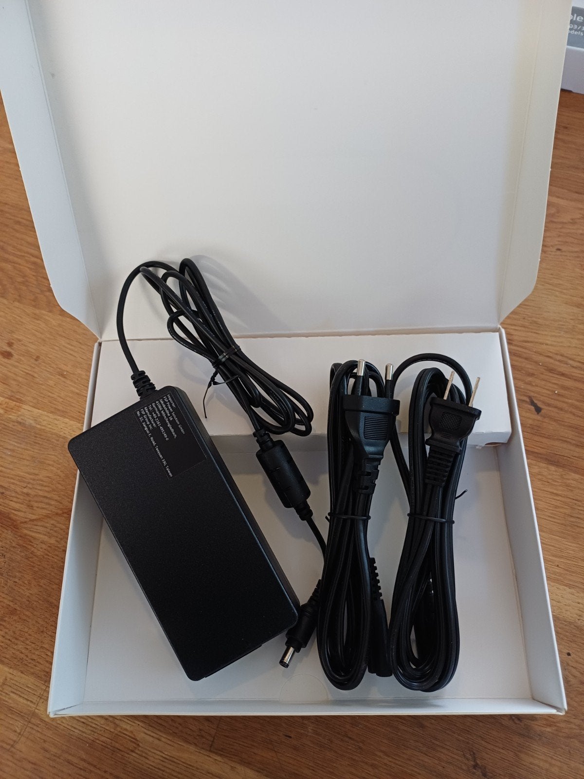 Torqeedo lader 90W, Ophalen of Verzenden, Nieuw, Motor en Techniek, Motorboot