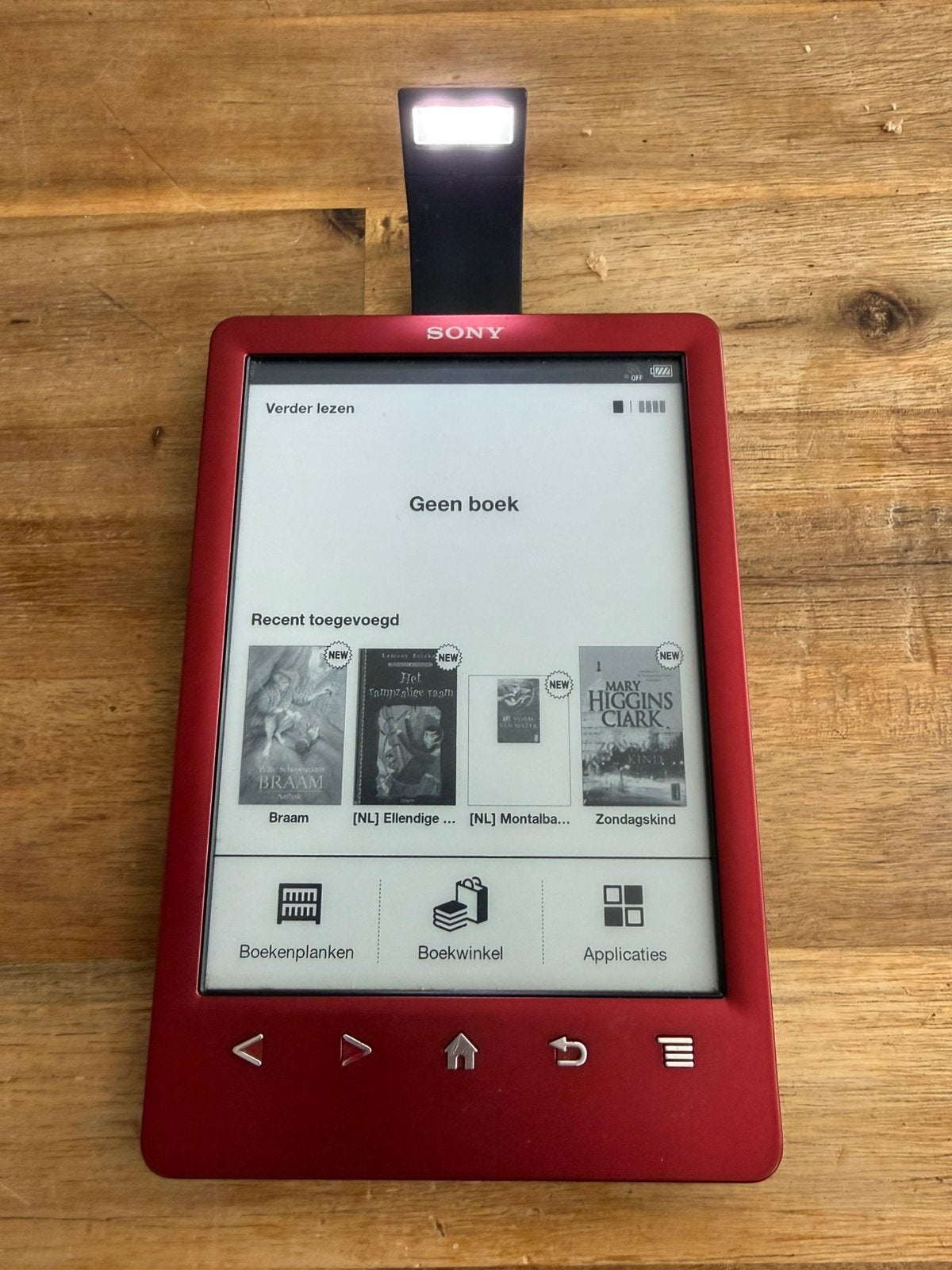 Sony PRS-T3S met leeslampje en 1368 boeken!, Ophalen of Verzenden, Zo goed als nieuw