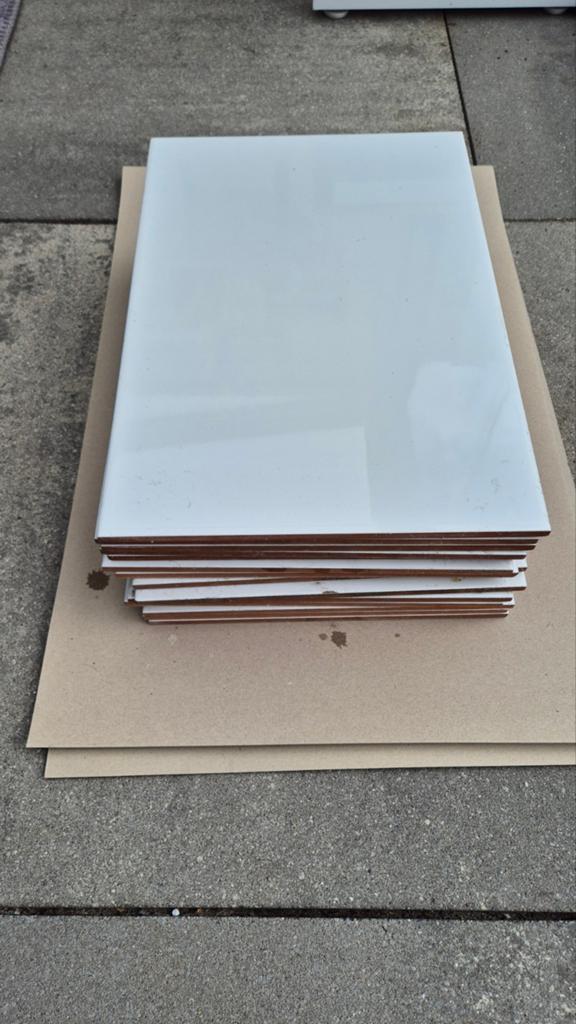 14 Witte tegels 25x36,5cm, Doe-het-zelf en Verbouw, Ophalen, Nieuw, 20 tot 40 cm, Minder dan 5 m²