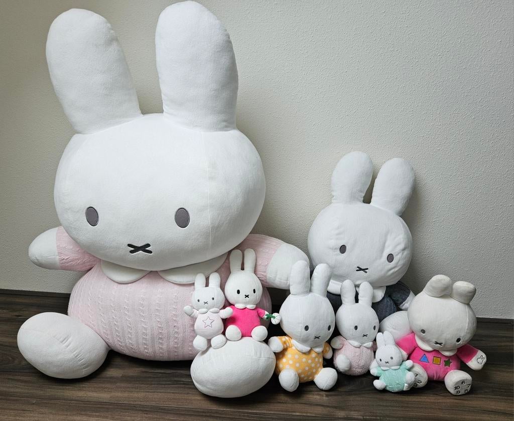 Grote Nijntje knuffels - set van 8, grootste 100cm, Kinderen en Baby's, Speelgoed | Knuffels en Pluche, Ophalen, Konijn