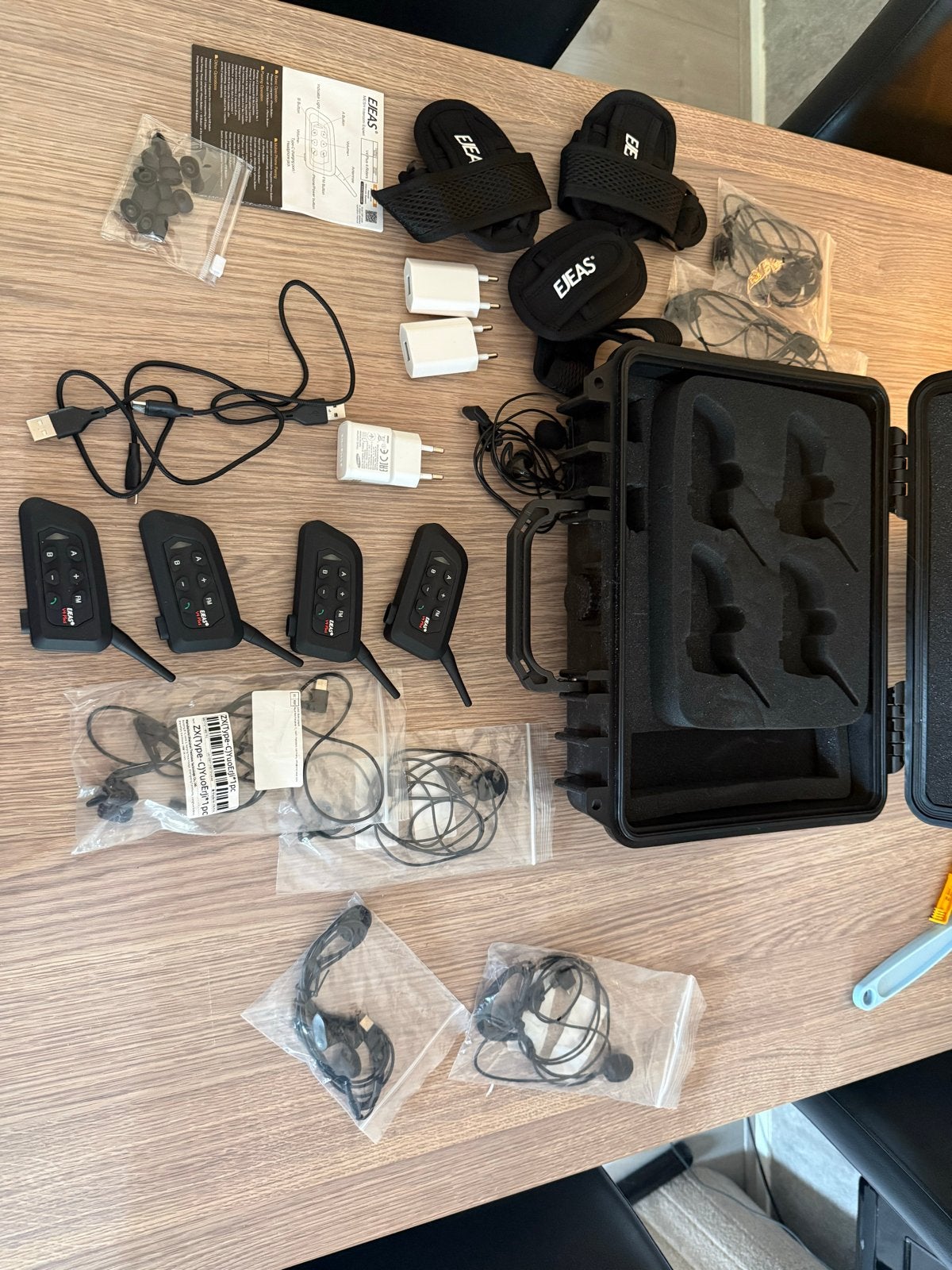 Ejeas V4Plus Bluetooth Communicatie Set (Zo goed als nieuw), Motoren, Ophalen of Verzenden, Zo goed als nieuw