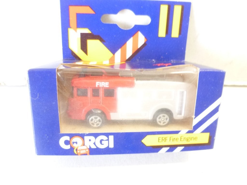 Corgi J7 uit 1984 ERF Fire Engine nieuw in doosje modelauto., Ophalen of Verzenden, Nieuw, Auto