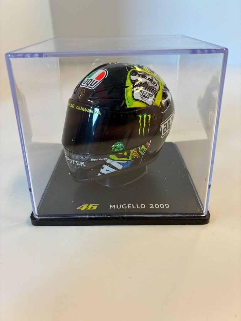 69733: Helm - MotoGP - Valentino Rossi - Mugello 2009 - 1:5, Overige typen, Zo goed als nieuw, Bachsatztstr. 54 D 72131 Ofterdingen, Germany