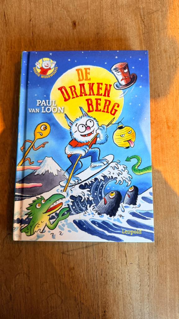Dolfje Weerwolfje Paul van Loon - De Drakenberg, Paul van Loon, Ophalen of Verzenden, Zo goed als nieuw, Sprookjes