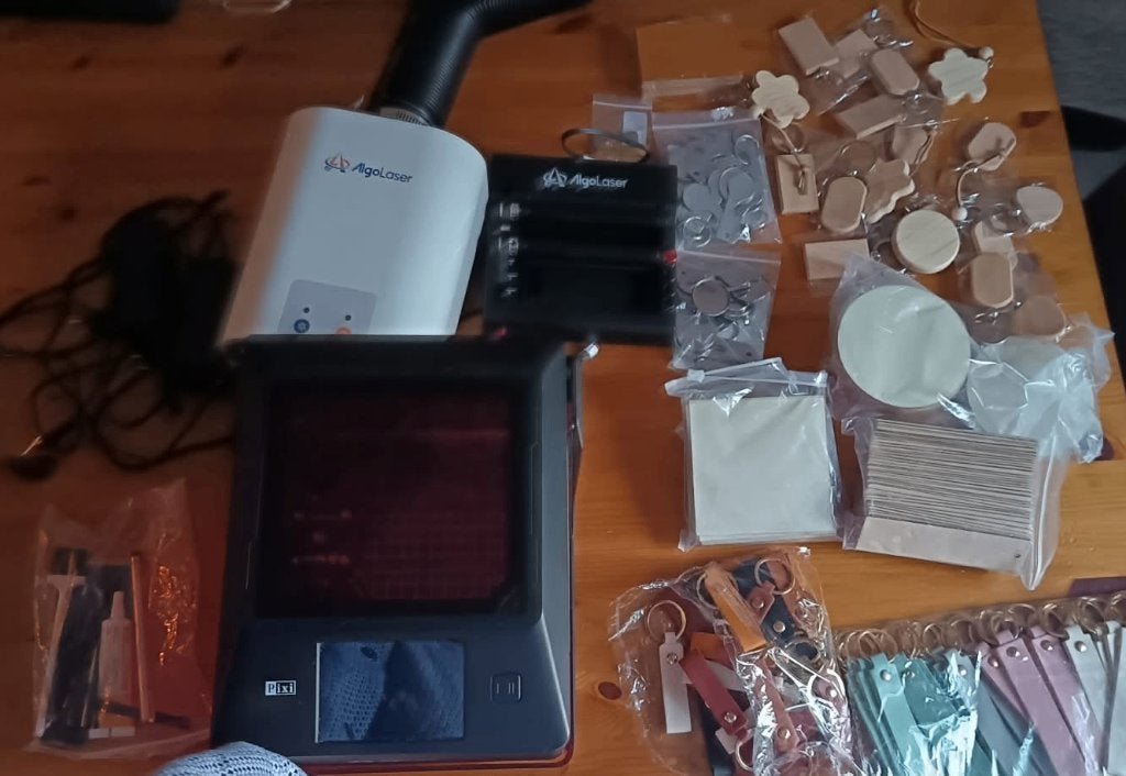 Algolaser Pixi - Compacte lasergraveerder - Veel Accessoires, Hobby en Vrije tijd, Ophalen of Verzenden, Zo goed als nieuw