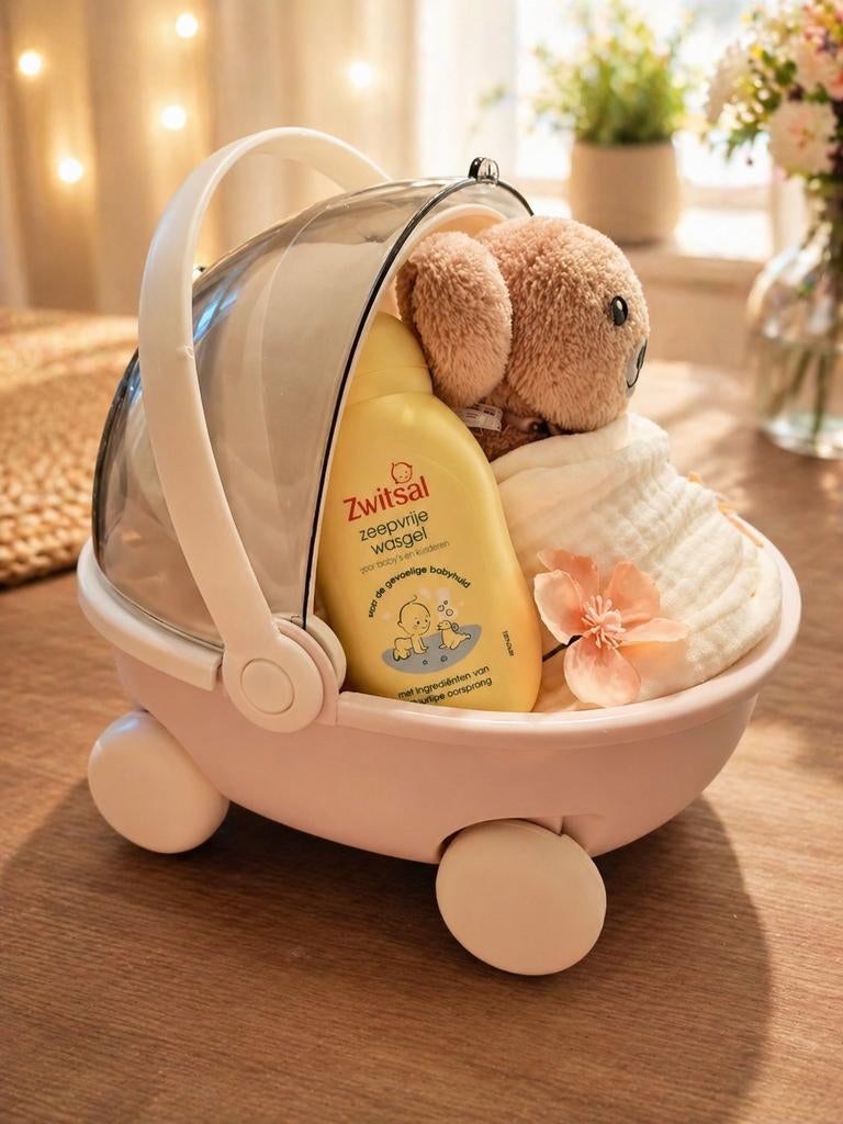 Kraamcadeau in schattige kinderwagen, Ophalen of Verzenden, Nieuw, Kraamcadeau
