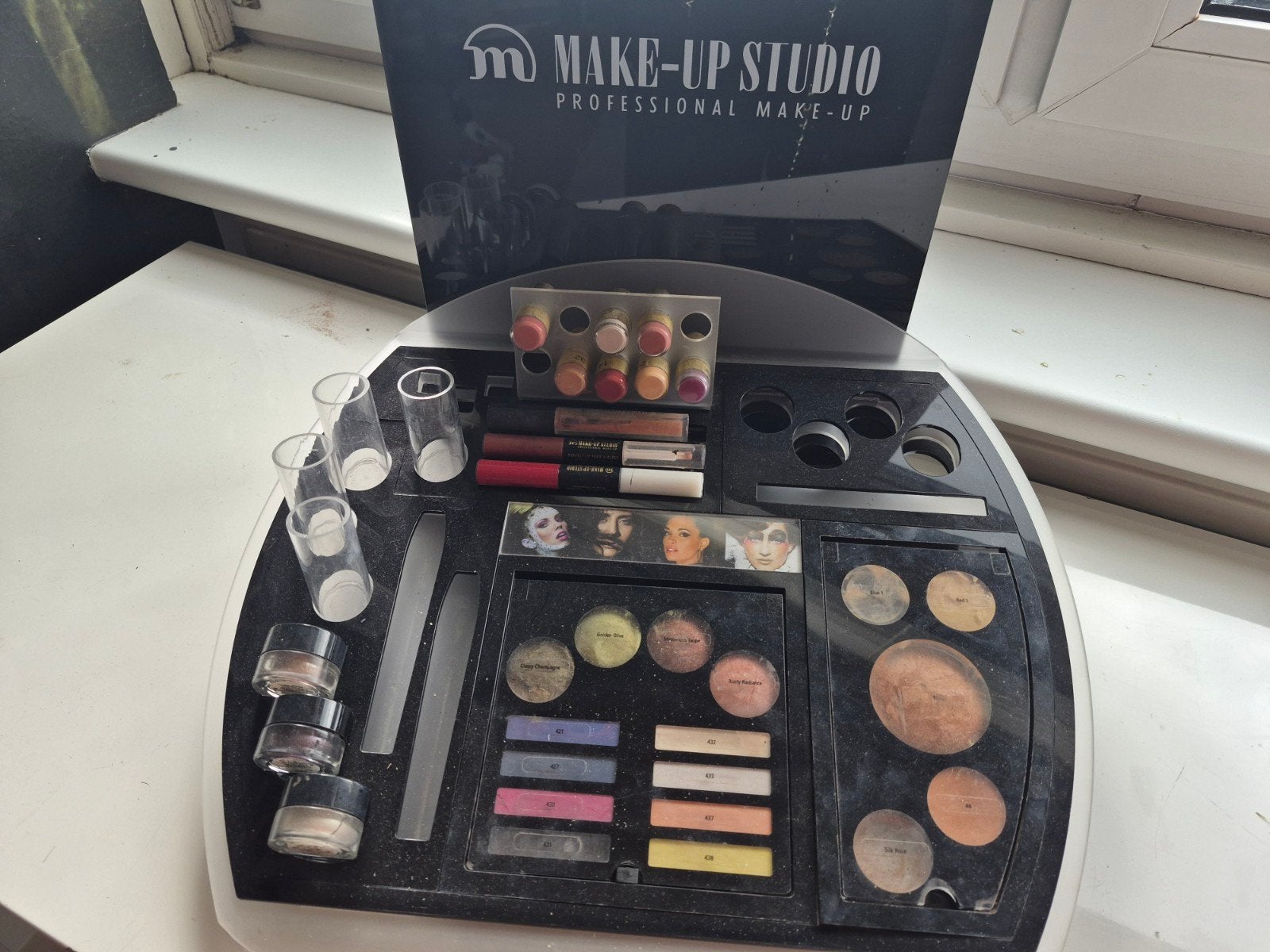 Make-up Studio standaard met diverse make-up, Gebruikt, Overige kleuren, Gehele gezicht, Ophalen of Verzenden