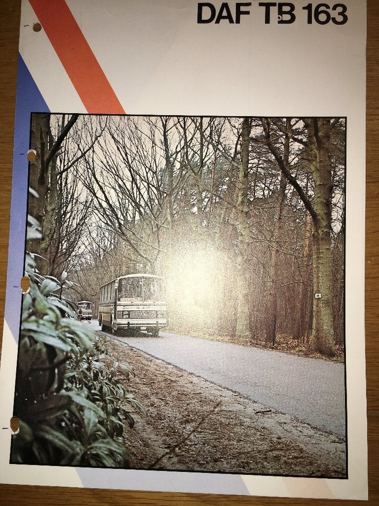 2x DAF Bus TB163 Bova + SB210 Van Hool brochures folders, Ophalen of Verzenden, Zo goed als nieuw, Overige merken