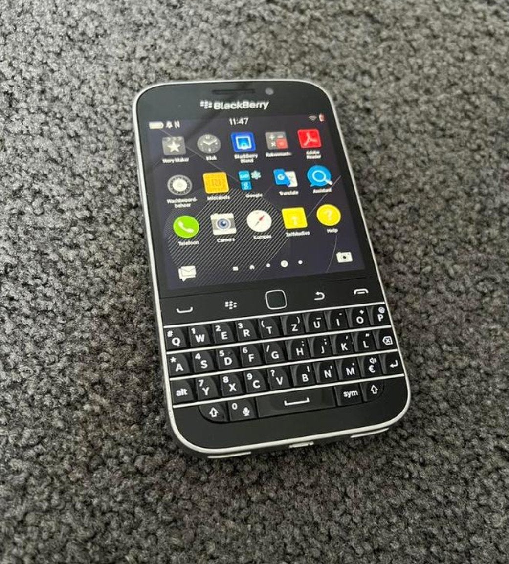 Als nieuw werkend blackberry classic Q20

 toestel is simlo, Ophalen of Verzenden, Zo goed als nieuw