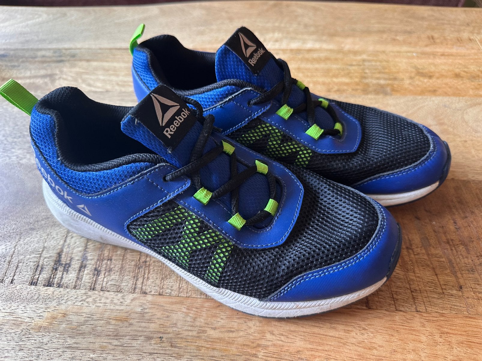 Reebok sportschoenen maat 37 als nieuw, Sport en Fitness, Loopsport en Atletiek, Ophalen of Verzenden, Zo goed als nieuw, Overige typen