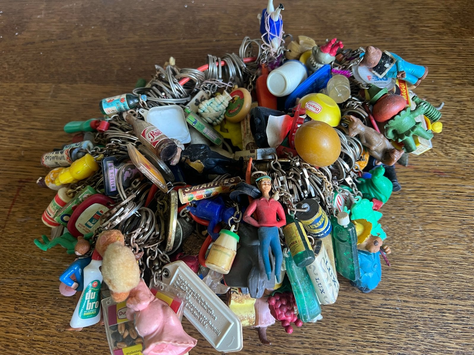 diverse vintage reclame en figuursleutelhangers,jaren 60 70, Verzamelen, Ophalen of Verzenden