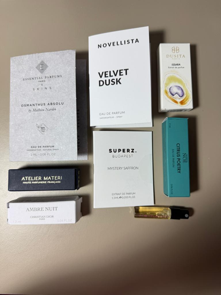 Sample set Christian Dior, Dusita, atelier materi, superz, Sieraden, Tassen en Uiterlijk, Uiterlijk | Parfum, Ophalen of Verzenden